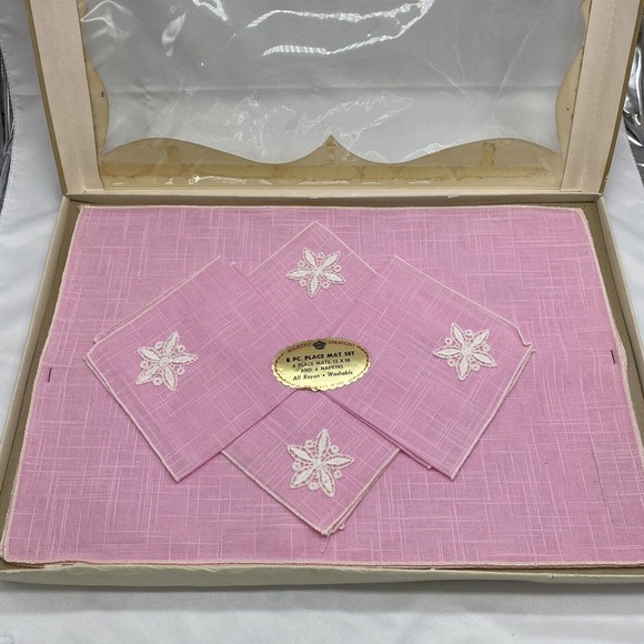 Pink Placemat & Napkin Set Fashion Manor JCPenneys NIB 1960s NOS 8 Piece VTG USA - Picture 1 of 7